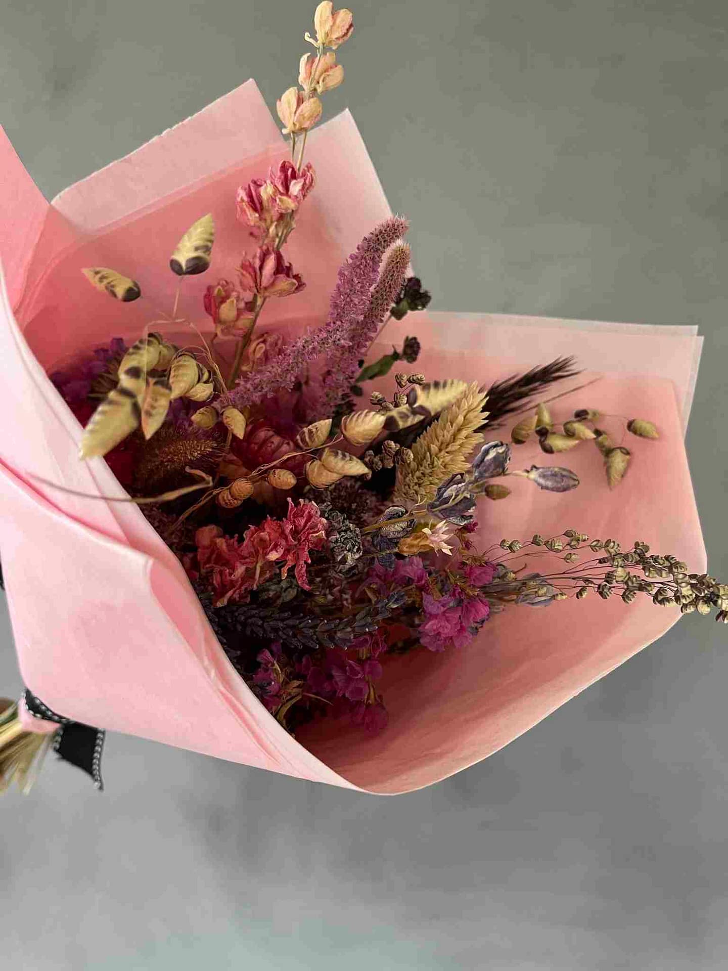 Small vase of Dried Flowers